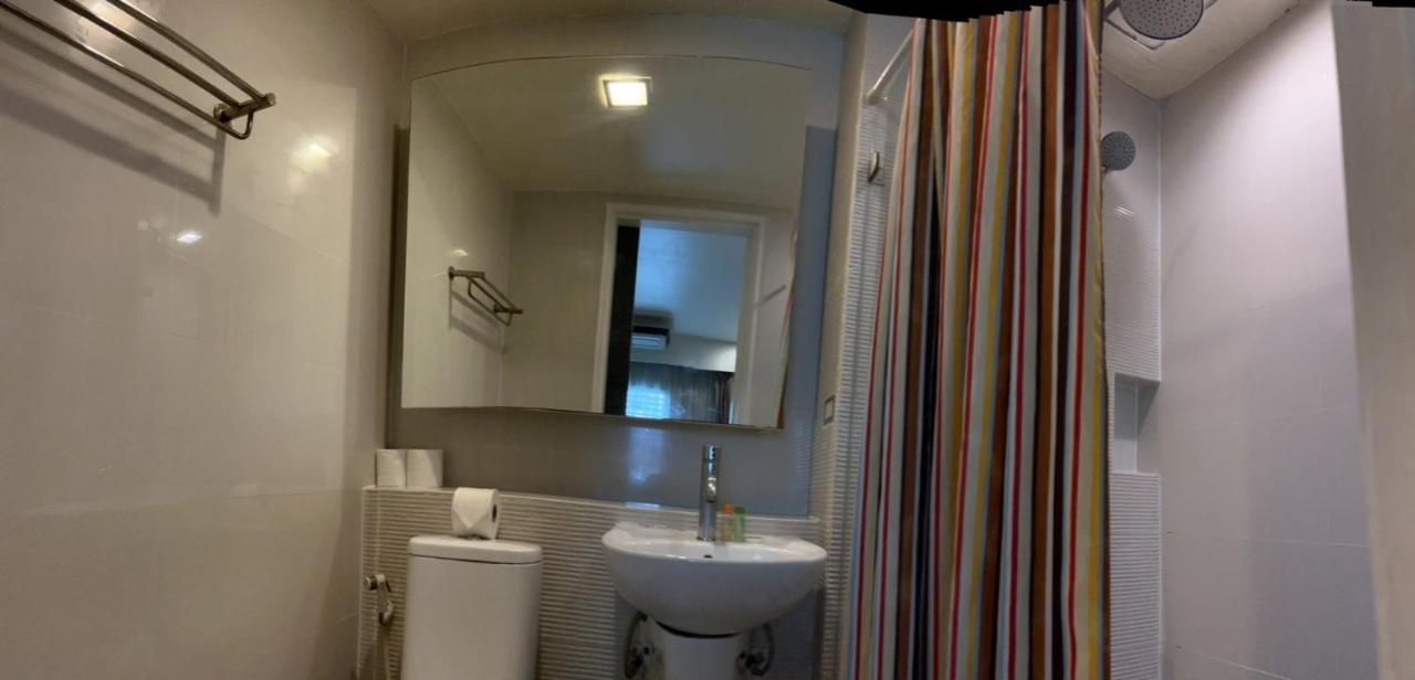 Orion Rooms Sukhumvit 11 Bangkok Exterior foto